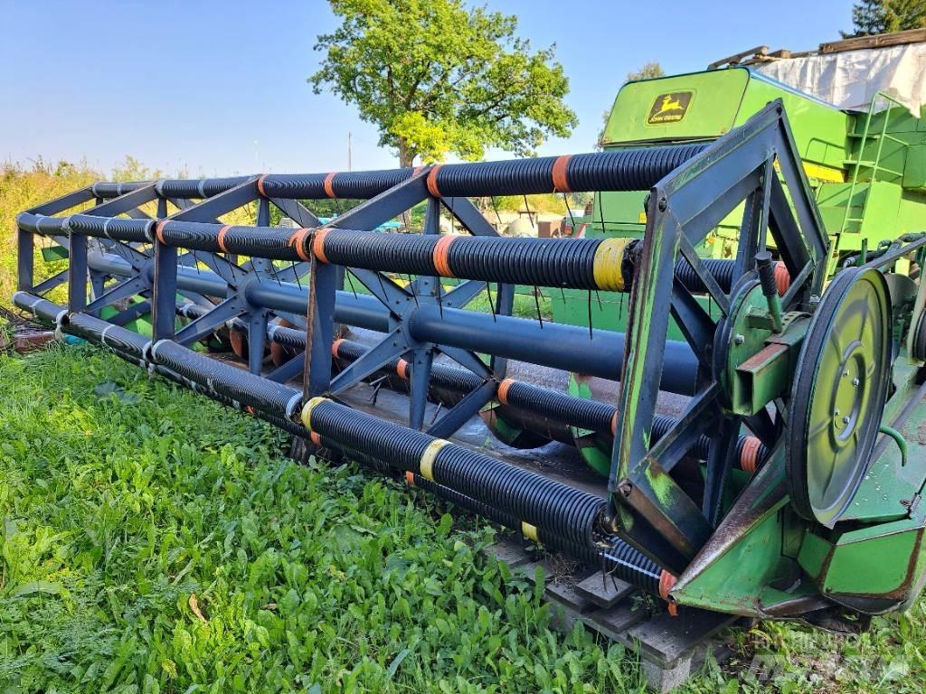 John Deere 1174 Moissonneuse batteuse