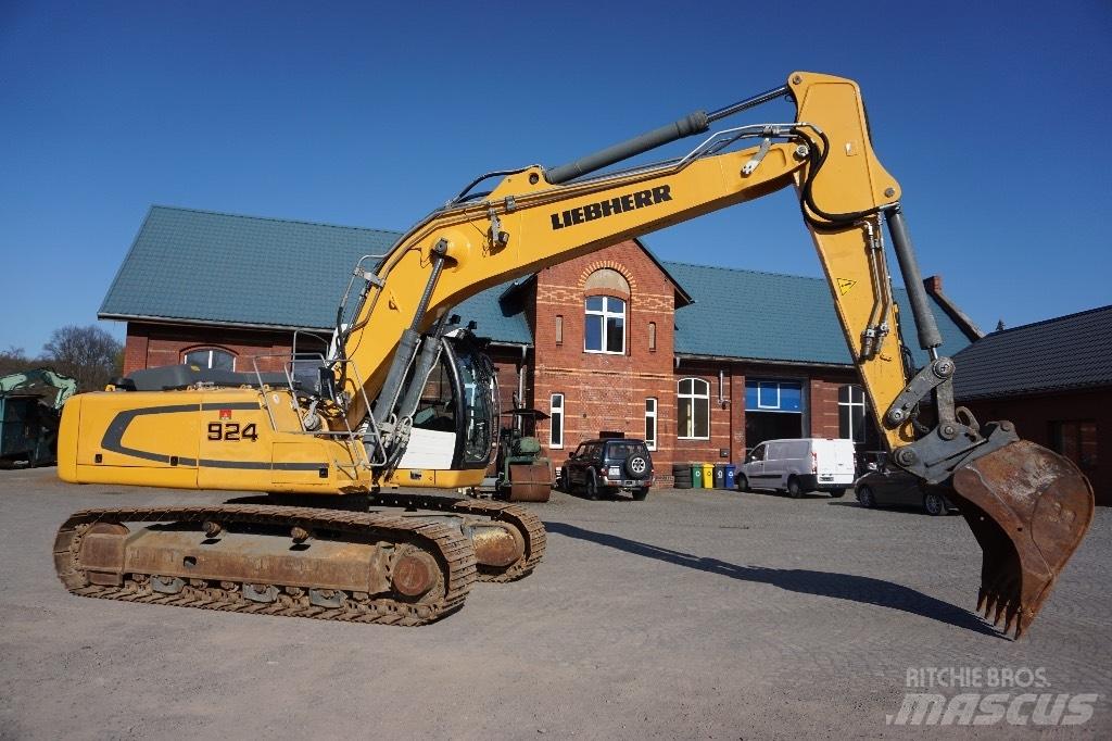 Liebherr R 924 LC Pelle sur chenilles