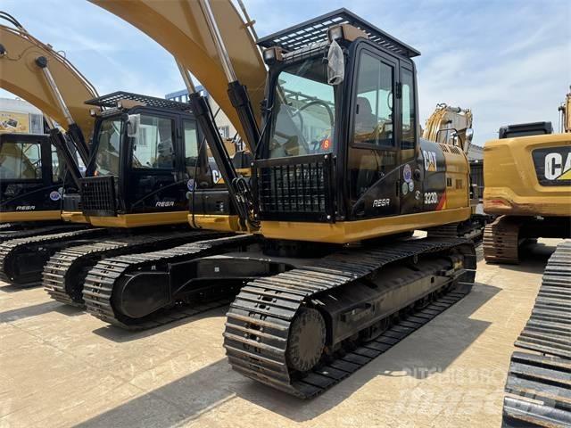 CAT 323 D L Pelle sur chenilles