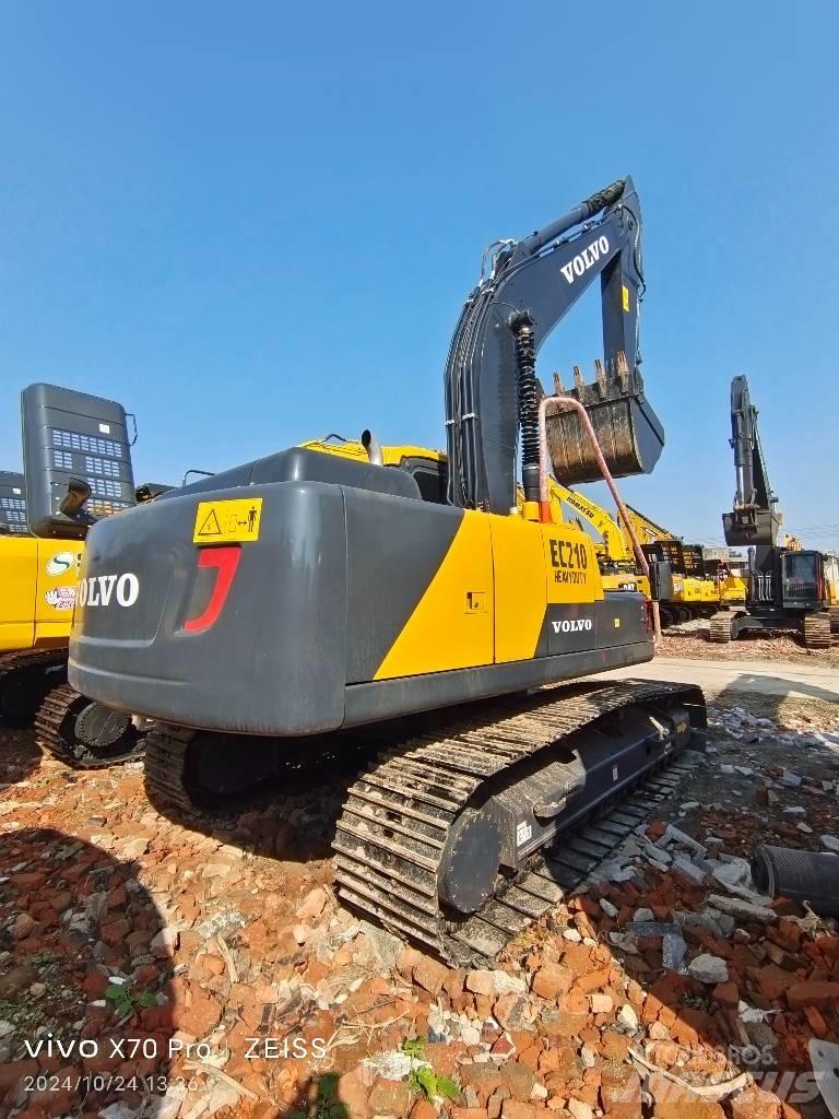 Volvo EC 210 Pelle sur chenilles