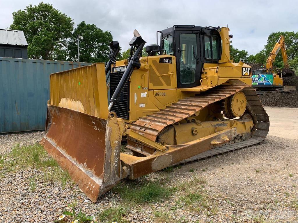 CAT D6T LGP Bouteurs sur chenilles