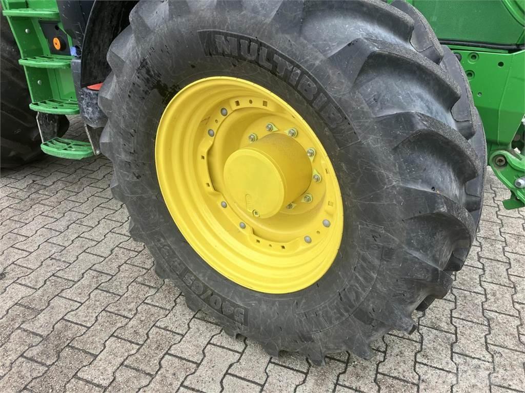 John Deere 6R 215 Tracteur