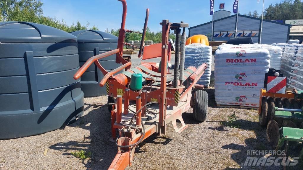 Kverneland UN 7517 Enrubanneuse