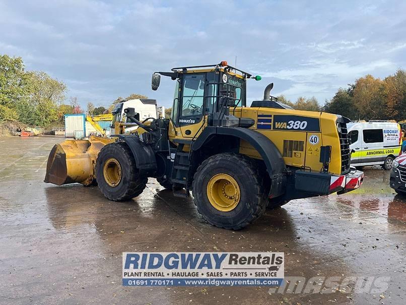 Komatsu WA 380-8 Chargeuse sur pneus