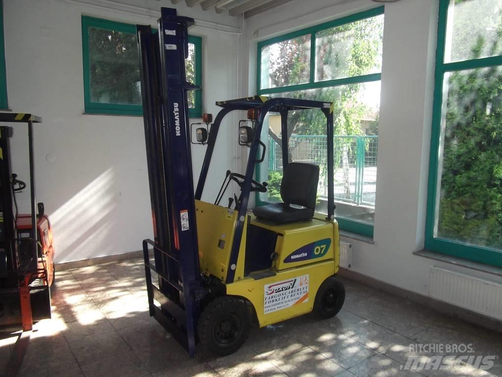 Komatsu FG07-3 Chariots GPL
