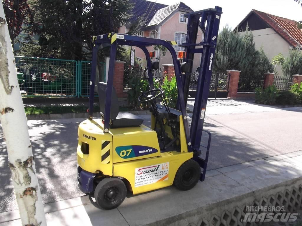 Komatsu FG07-3 Chariots GPL