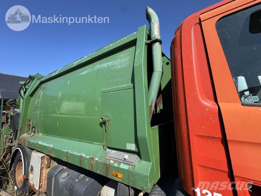 Scania P 94 D Camion poubelle