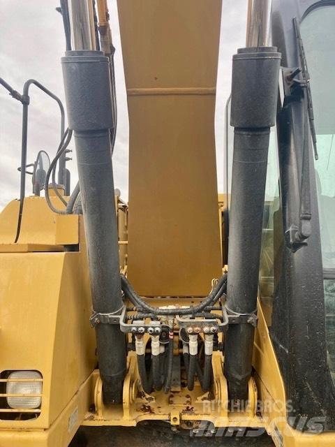 CAT 311 D Pelle sur chenilles