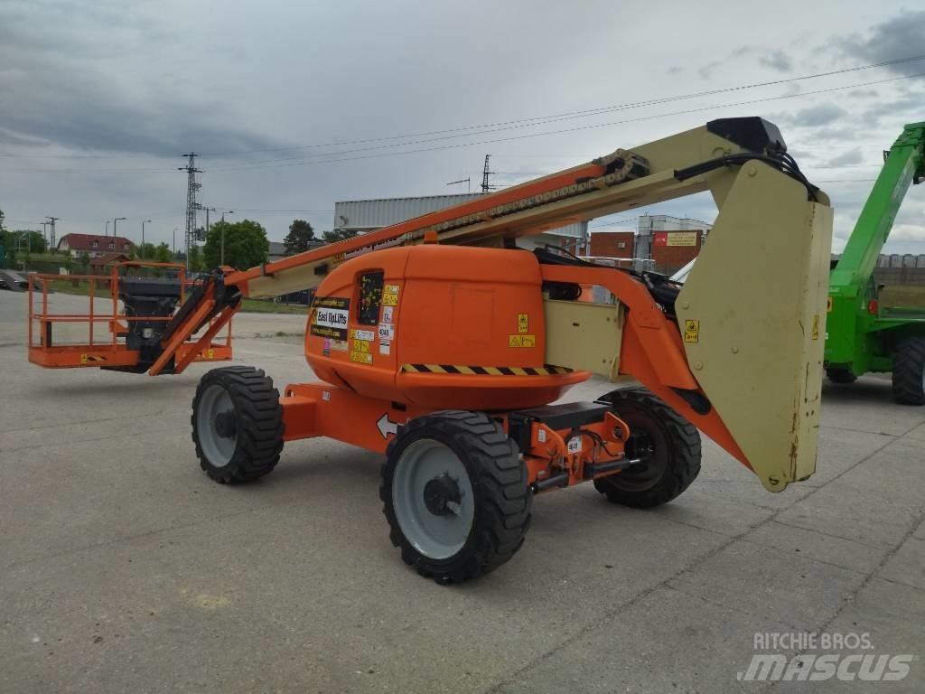 JLG 600 AJ Nacelles articulées