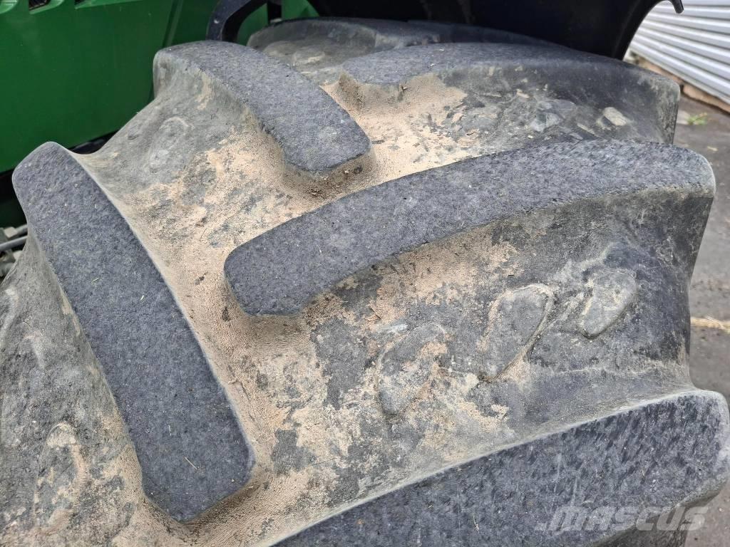 John Deere 6130R Tracteur