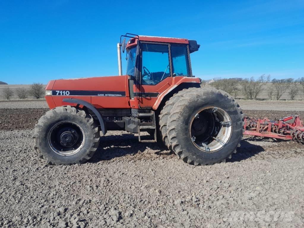 Case IH Magnum 7110 Tracteur