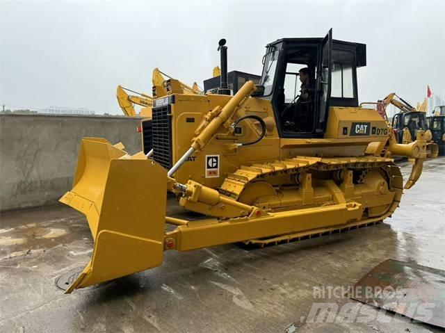 CAT D 7 G Bouteurs sur chenilles