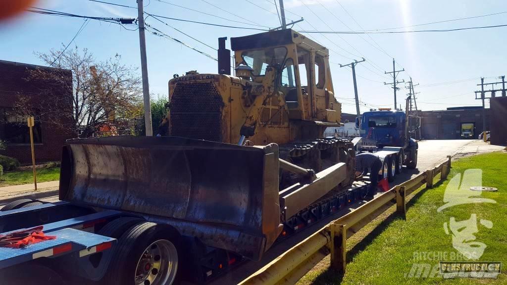 CAT D 8 K Bouteurs sur chenilles