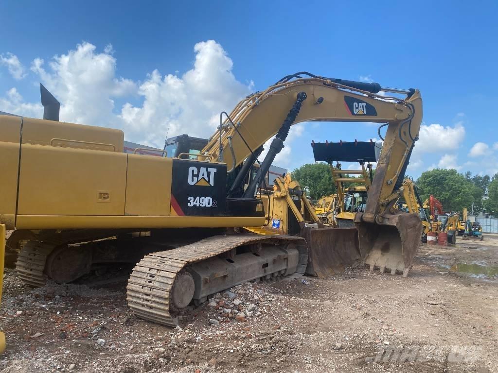 CAT 349 D L Pelle sur chenilles
