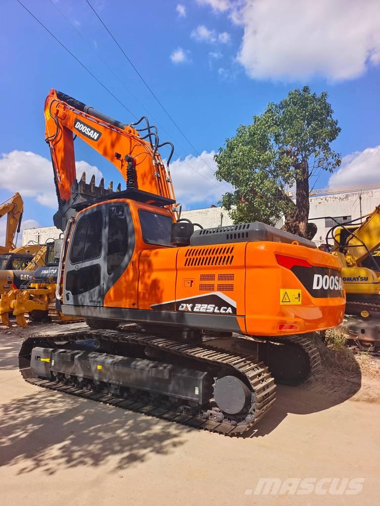 Doosan DX225 LC-9C Pelle sur chenilles