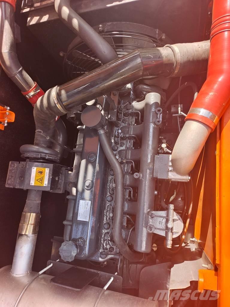 Doosan DX225 LC-9C Pelle sur chenilles