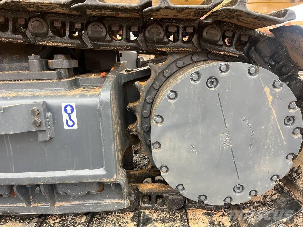 Komatsu PC 450 LC-8 Pelle sur chenilles