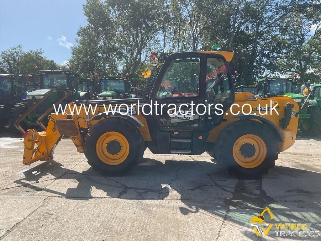 JCB 540-140 Chariot télescopique