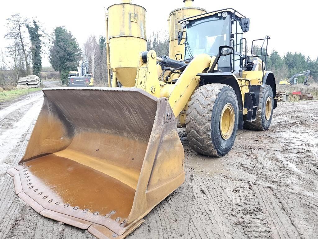 CAT 950M Chargeuse sur pneus