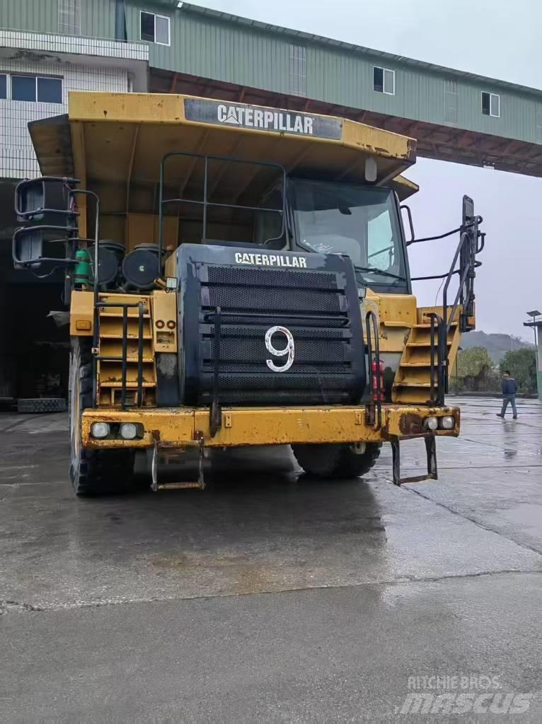 CAT 777E Tombereau articulé