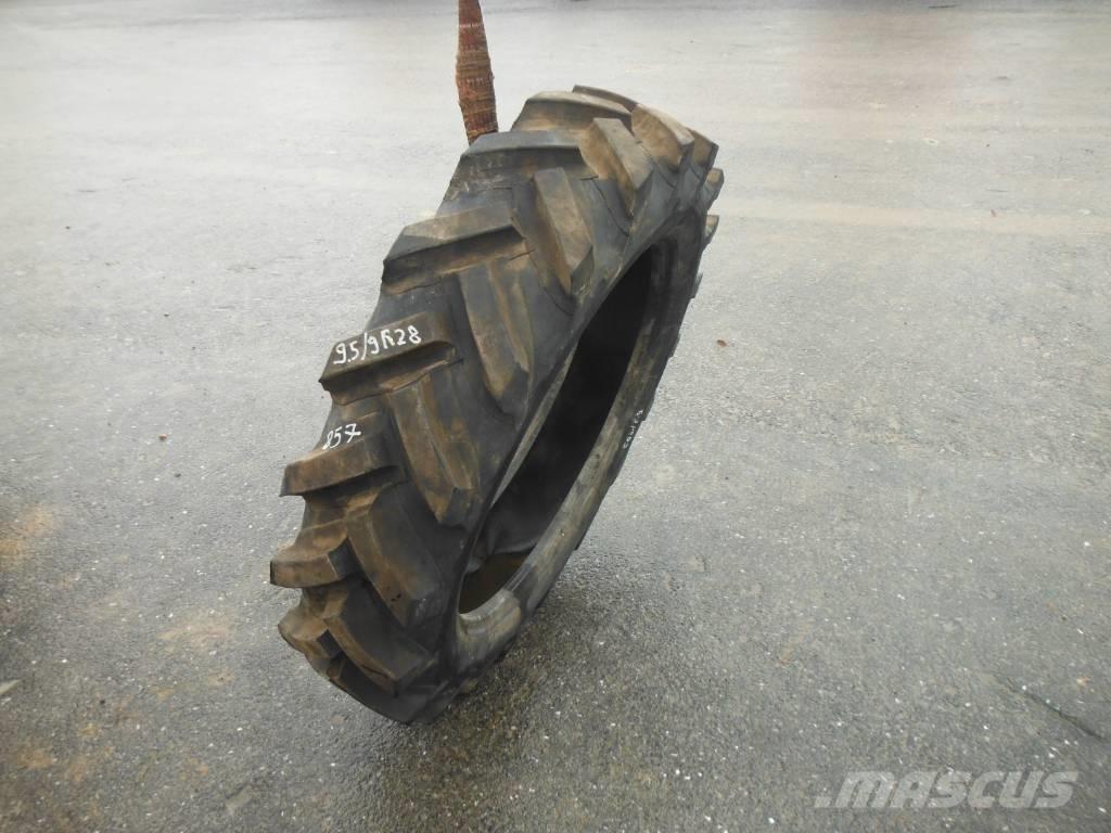 Michelin 9.5/9R28 Pneus, roues et jantes