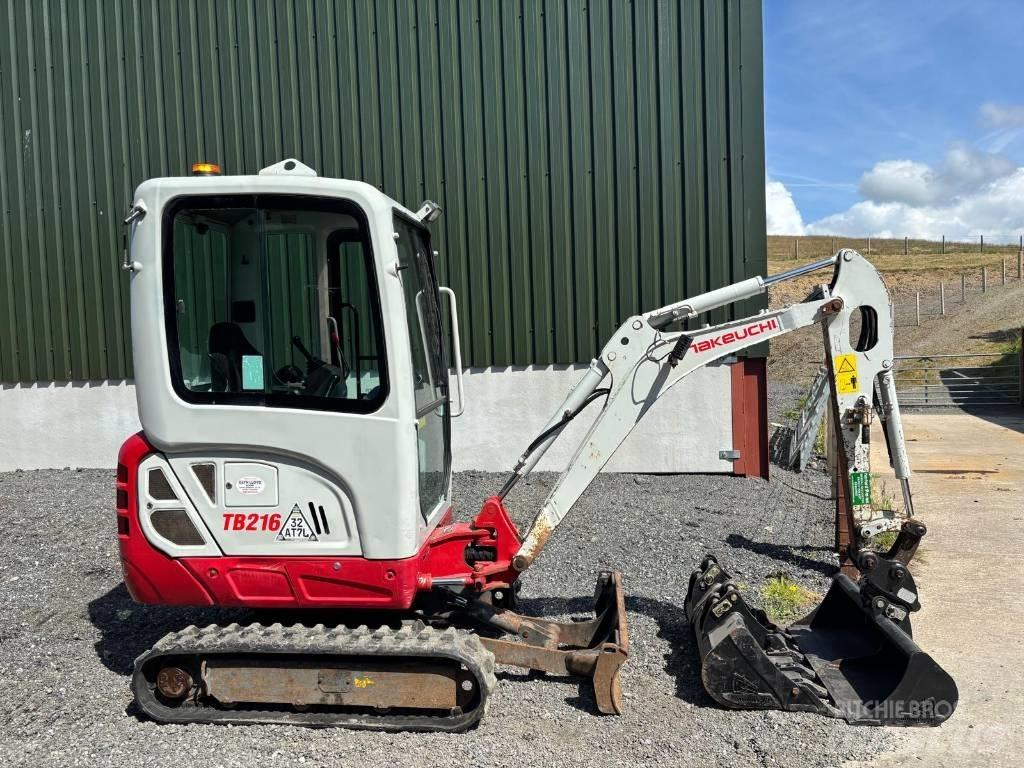 Takeuchi TB 216 Mini pelle < 7t