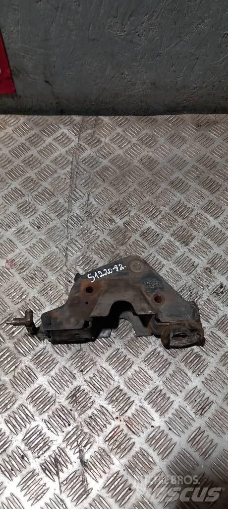 Scania G 400  1810345 Cabines