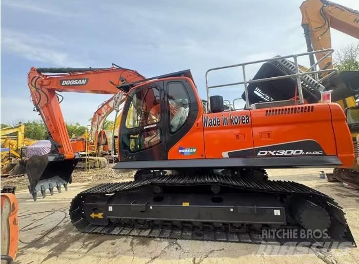 Doosan DX300LC-9C Pelle sur chenilles