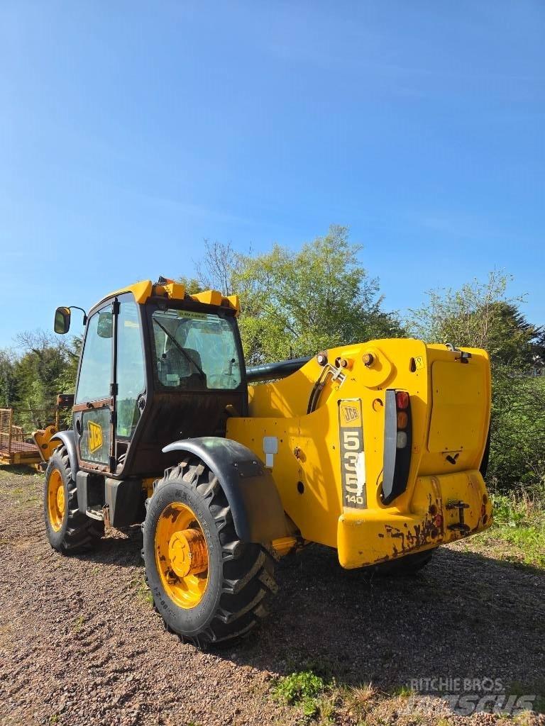 JCB 535-140 Chariot télescopique