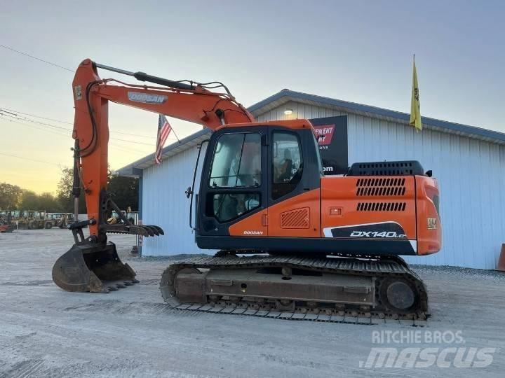 Doosan DX 140 LC Pelle sur chenilles