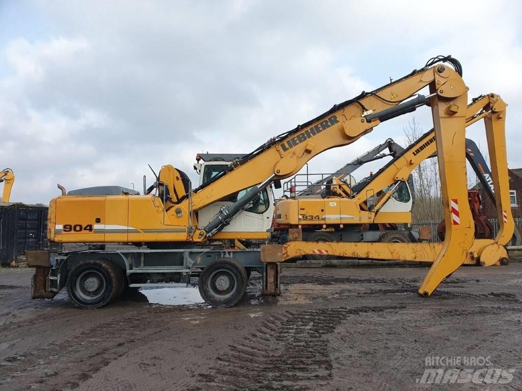 Liebherr A 904 C Pelle à déchets