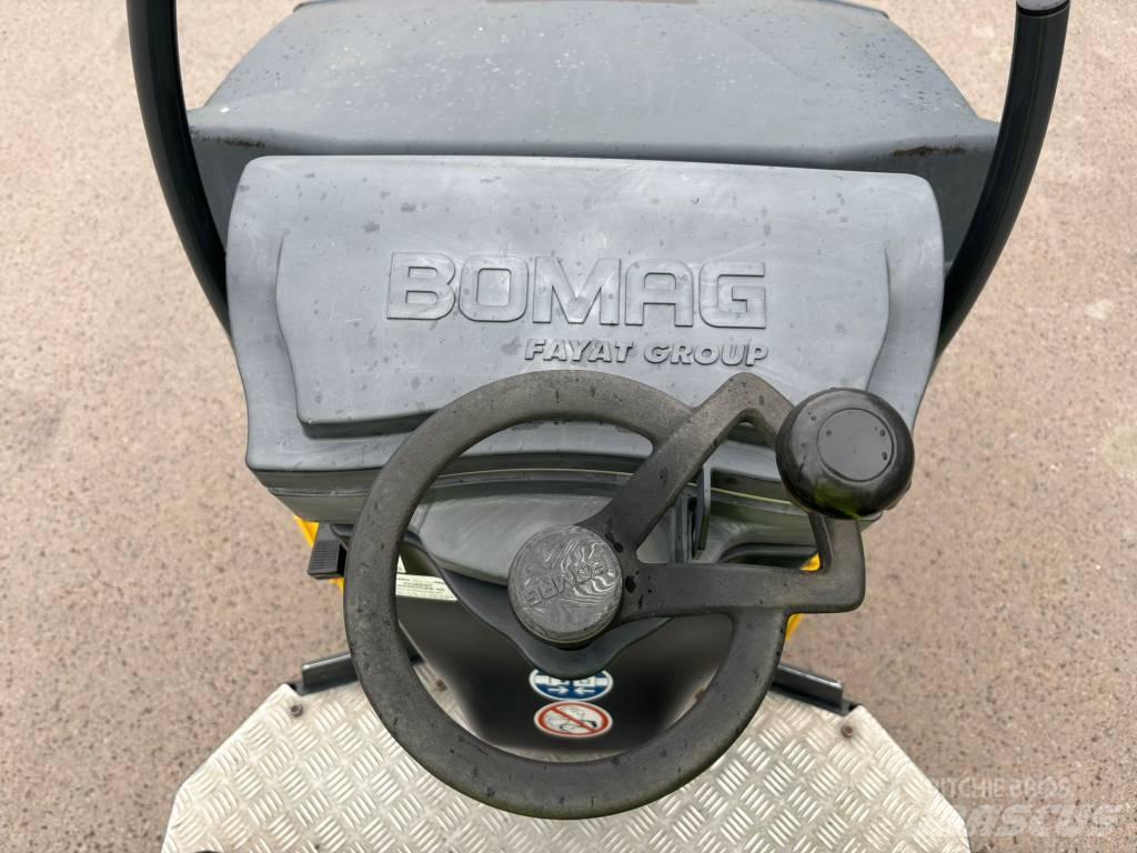 Bomag BW120AD-5 Rouleaux tandem