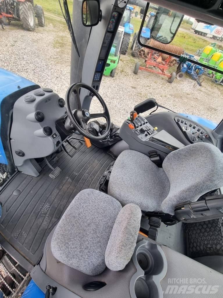 New Holland T 8040 Tracteur
