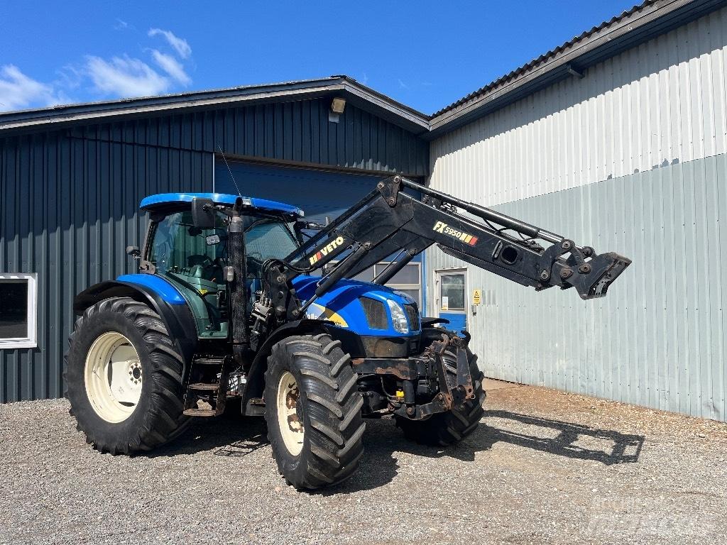 New Holland TS 135 A Tracteur