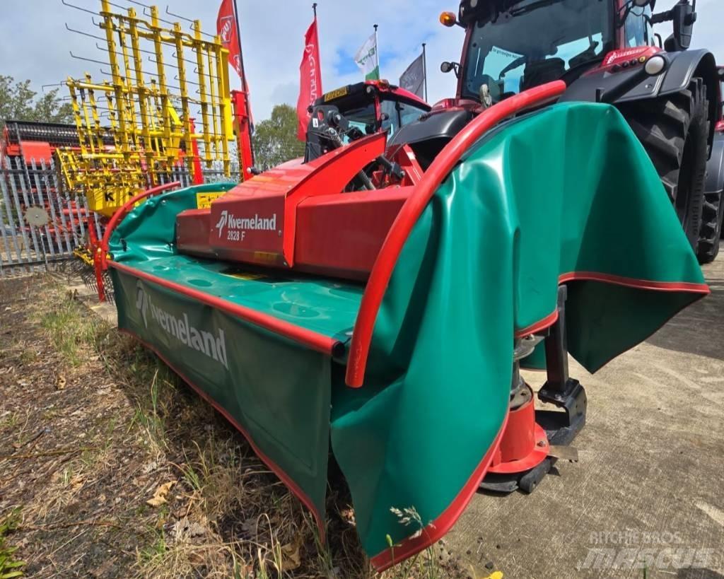 Kverneland 2828 F Faucheuse