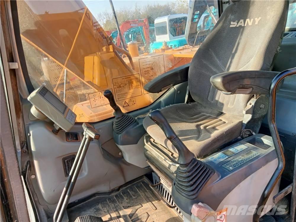 Sany SY135C Pelle sur chenilles