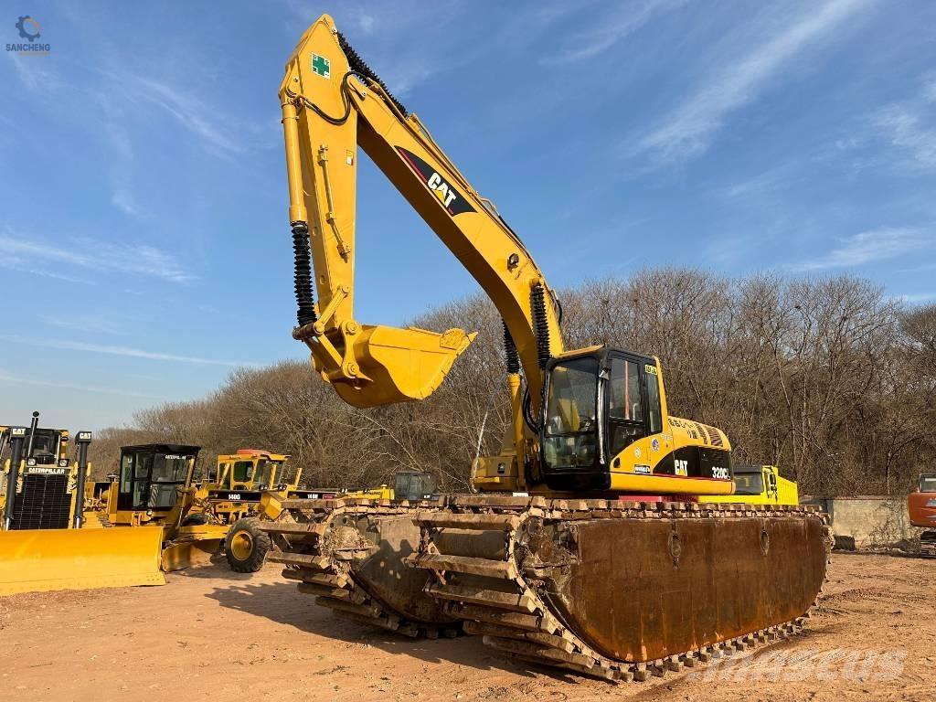 CAT 320CL Pelles amphibies