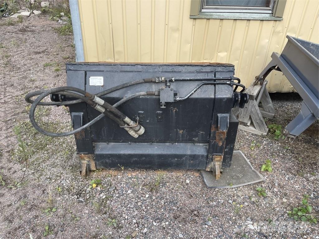  Vilakone Hiekotin Accessoires d'attache pour tracteurs compacts