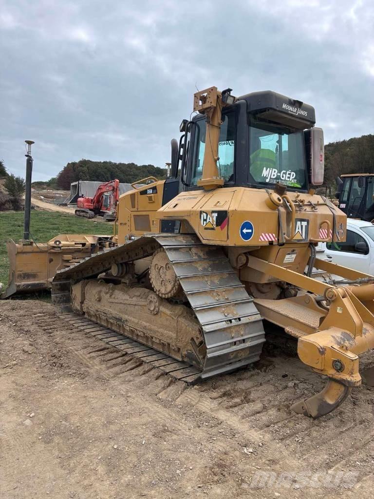 CAT D 6 N LGP Bouteurs sur chenilles