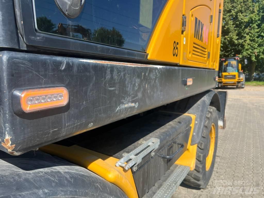 Hydrema MX14 Pelle sur pneus
