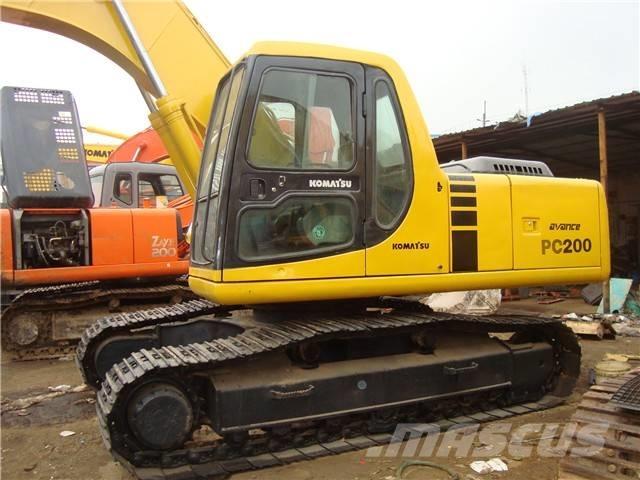 Komatsu PC 200 Pelle sur chenilles