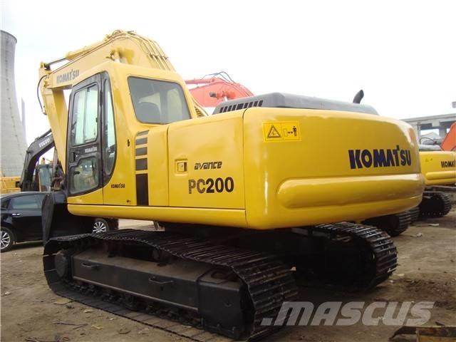 Komatsu PC 200 Pelle sur chenilles