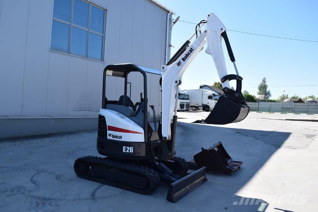Bobcat E 26 Mini pelle < 7t
