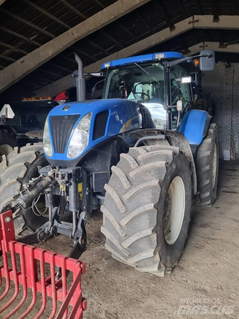 New Holland T 7060 Tracteur