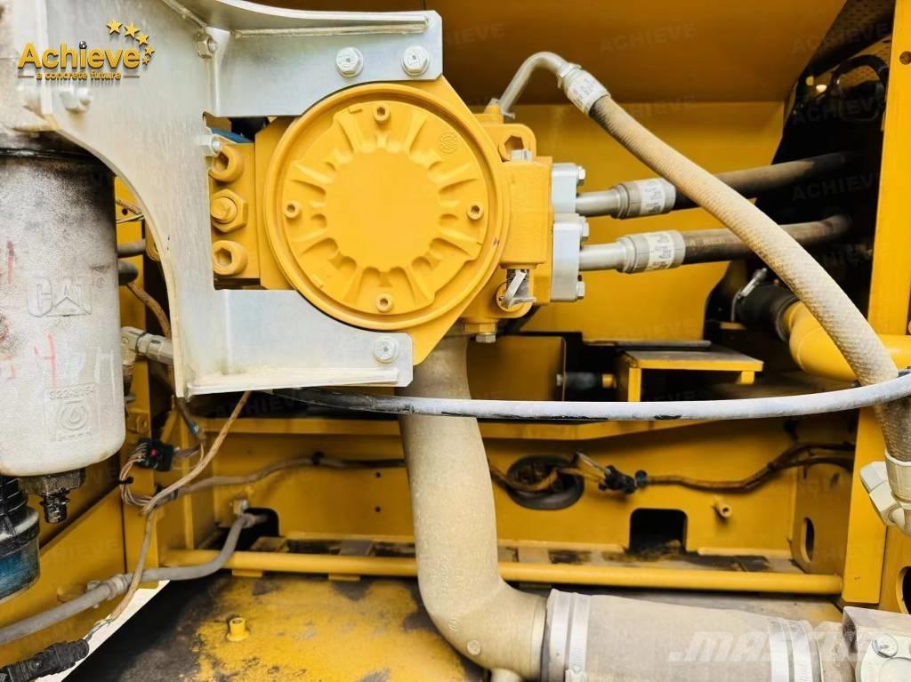 CAT 326GC Pelle sur chenilles