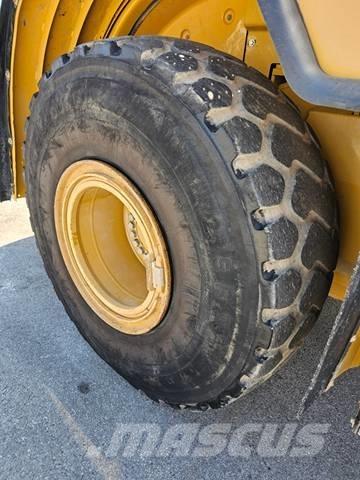 CAT 962 H Chargeuse sur pneus