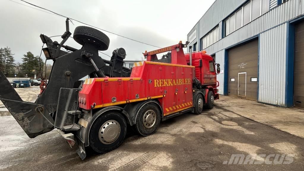Scania P93 8X2 Camion dépannage