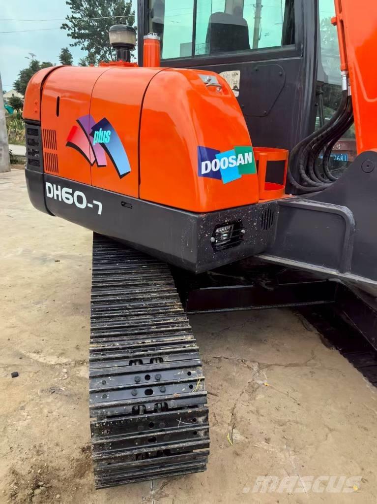 Doosan DH 60 Mini pelle < 7t