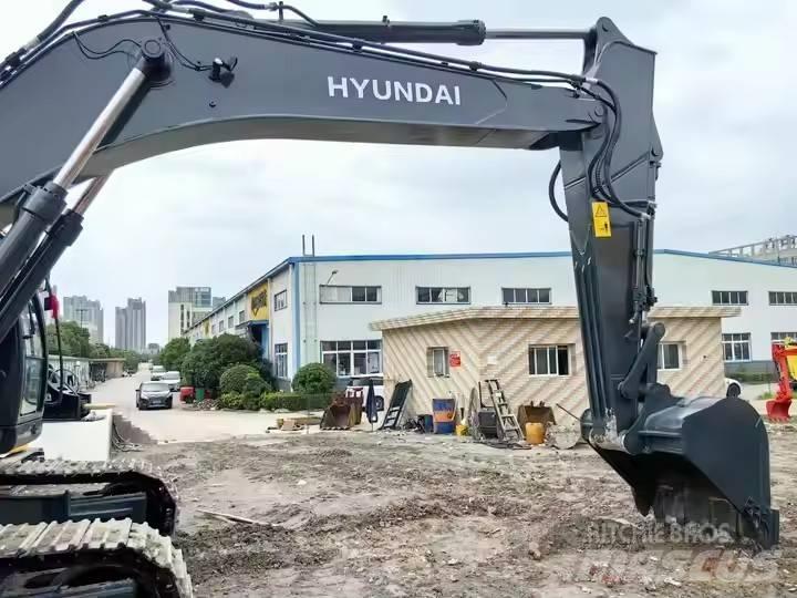 Hyundai 305 LC-9T Pelle sur chenilles