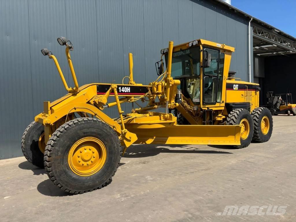CAT 140H Niveleuse